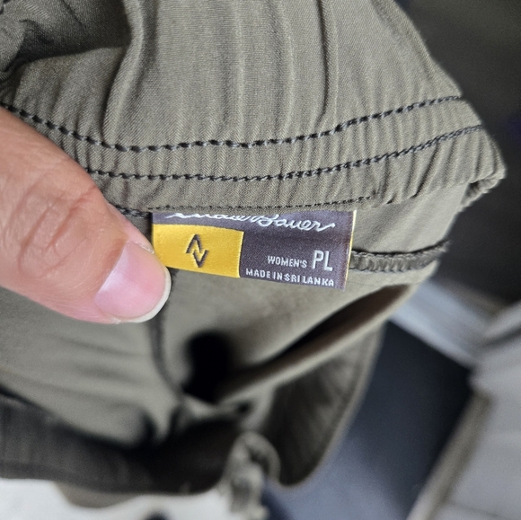 Eddie Bauer Women's Escapelite Jogger Pants Green Sz Large Petite - Picture 3 of 13